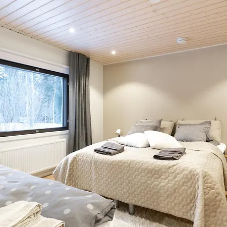 Cozy Near Santa Park روفانييمي