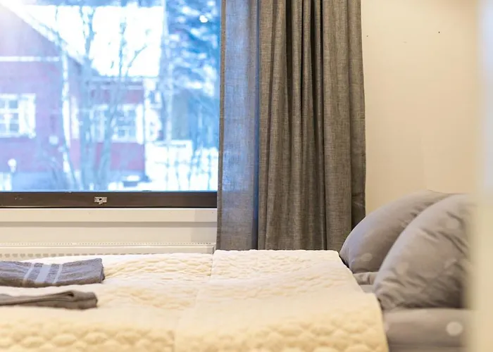 Cozy Near Santa Park