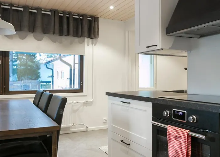 Cozy Near Santa Park Διαμέρισμα *