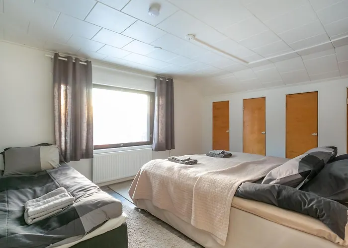 Cozy Near Santa Park